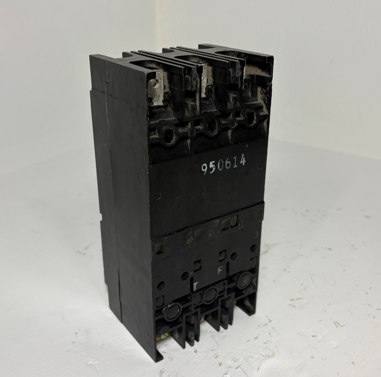 Westinghouse FCL3040L 40A Current Limit-R Circuit Breaker 480V 3P FCL 40 Amp (EM5546-1)