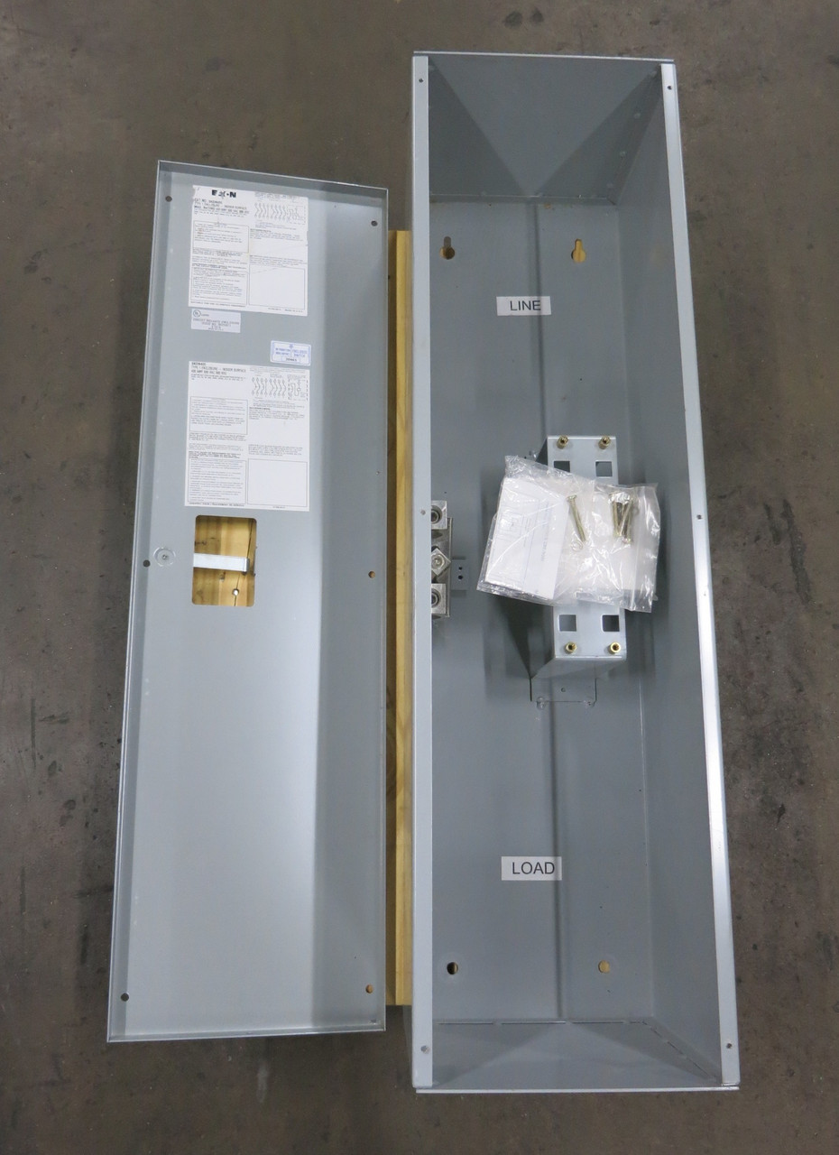 NEW Eaton SKDN400 Circuit Breaker Enclosure 400A 600V 400 Amp SKDN-400 (DW7399-1)