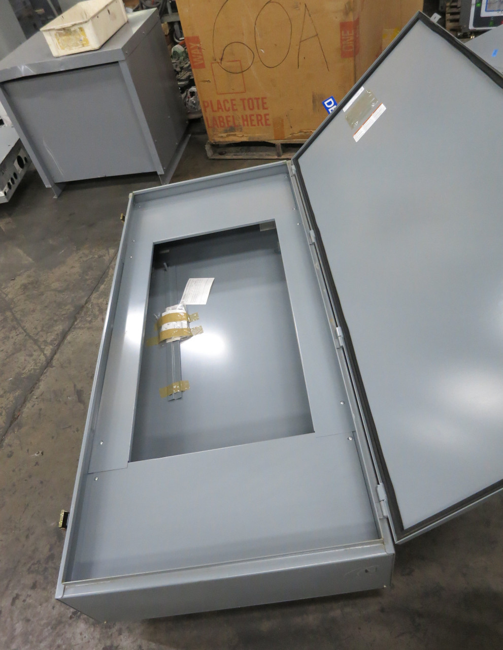 NEW Square D HC3273WP HCM I-Line 3R 32" x 73" Breaker Panel Enclosure Panelboard (DW7407-1)