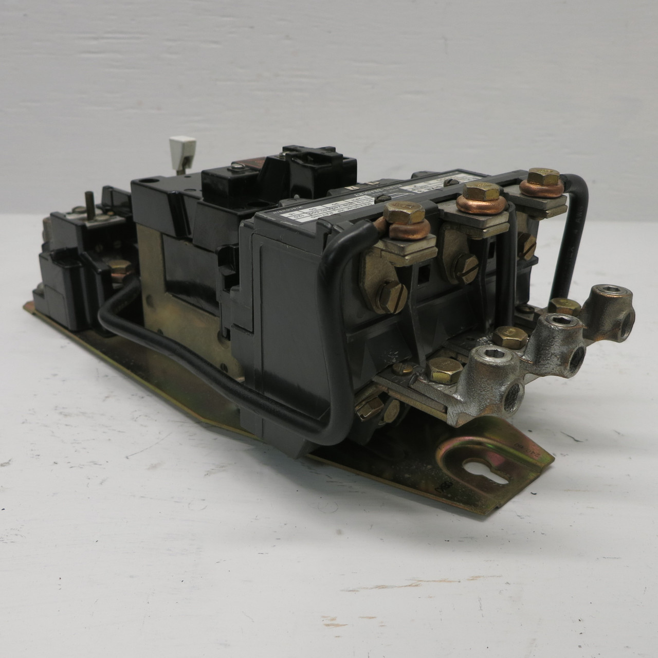 Allen Bradley 709DOD NEMA Size 3 Starter Ser K 120V Coil 73A86 709D0D w/ Reset (AH0625-1)