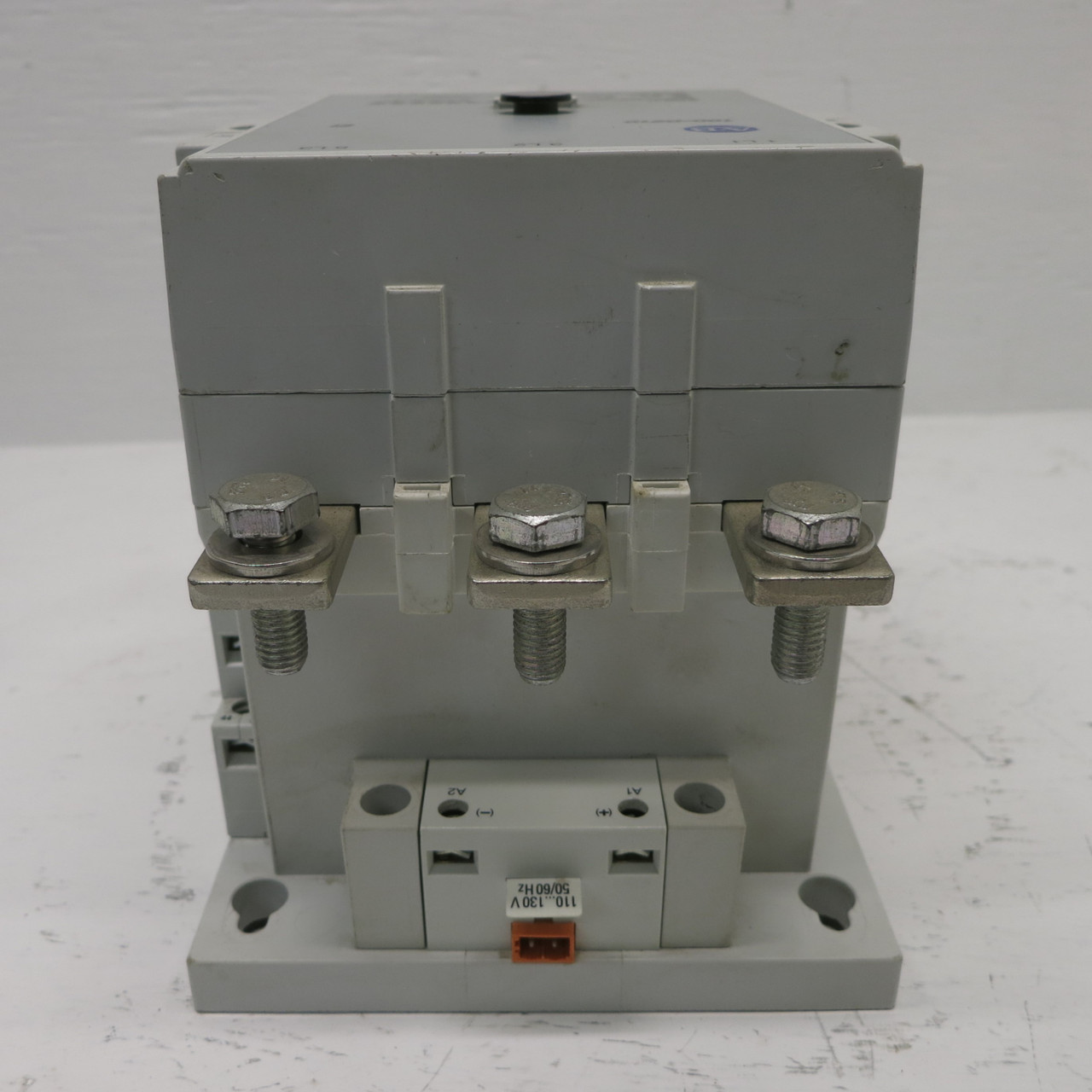 Allen Bradley 100-D210 Contactor 600V 300A Non-Reversing 110/130V Coil 100D210 (AH0626-1)