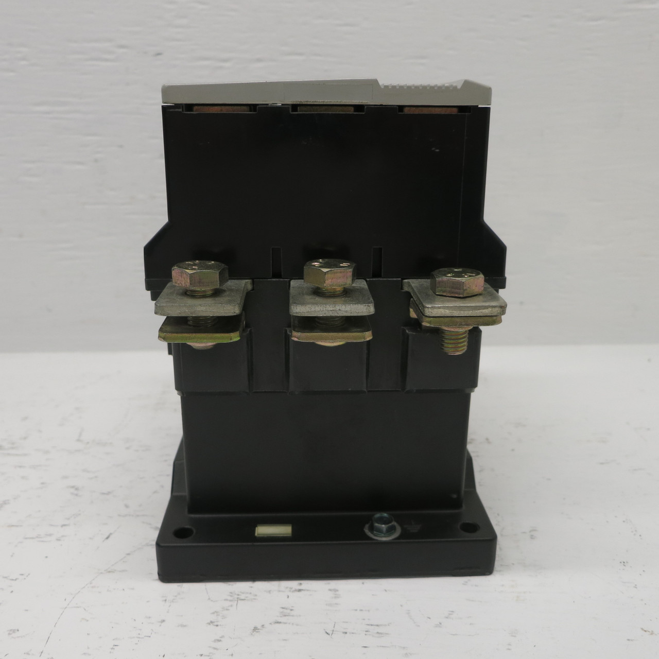 Allen Bradley 100-B250N*3 250 Amp Motor Starter 120V Coil 250 HP 100B250N3 250A (AH0629-1)