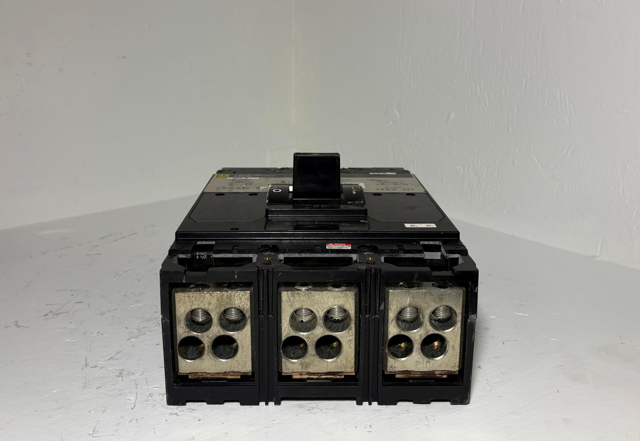 Square D MHL368003901 800A Circuit Breaker 12-718012-37 800 Amp 3P MHL36800 HACR (EM5564-1)