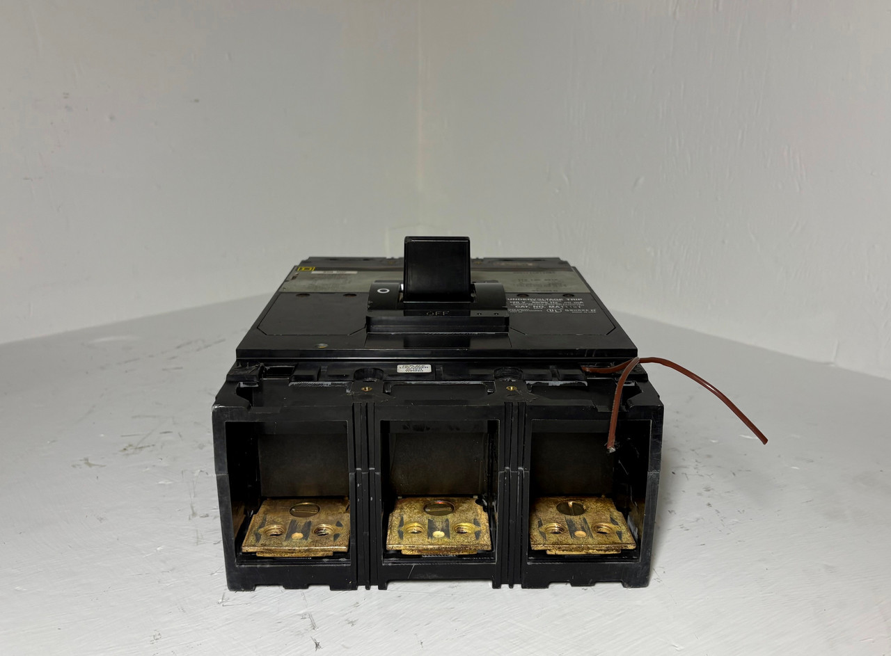 Square D MAL360008M 800A Molded Case Switch w/ UVR 600V 3 Pole Type MA 800 Amp (EM5567-6)