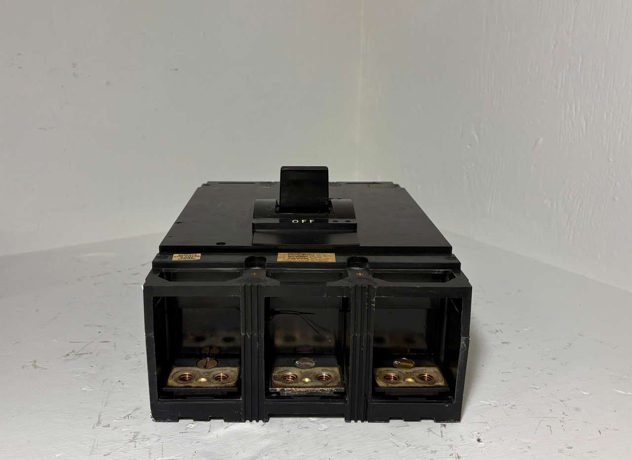 Square D MAL360008M 800A Molded Case Switch Black 600V 3 Pole MA Frame 800 Amp (EM5565-1)