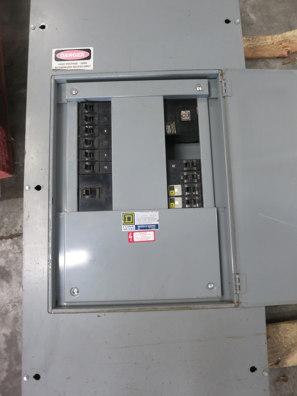 Square D 100A HCN I-Line Circuit Breaker Panel Board 600V MLO 3PH 4W 100 Amp (DW7416-1)
