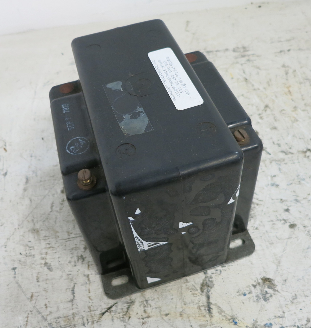 Instrument Transformers PT3-2-45-SD03816 Voltage Transformer 640V 5.3:1 Ratio (DW7413-3)