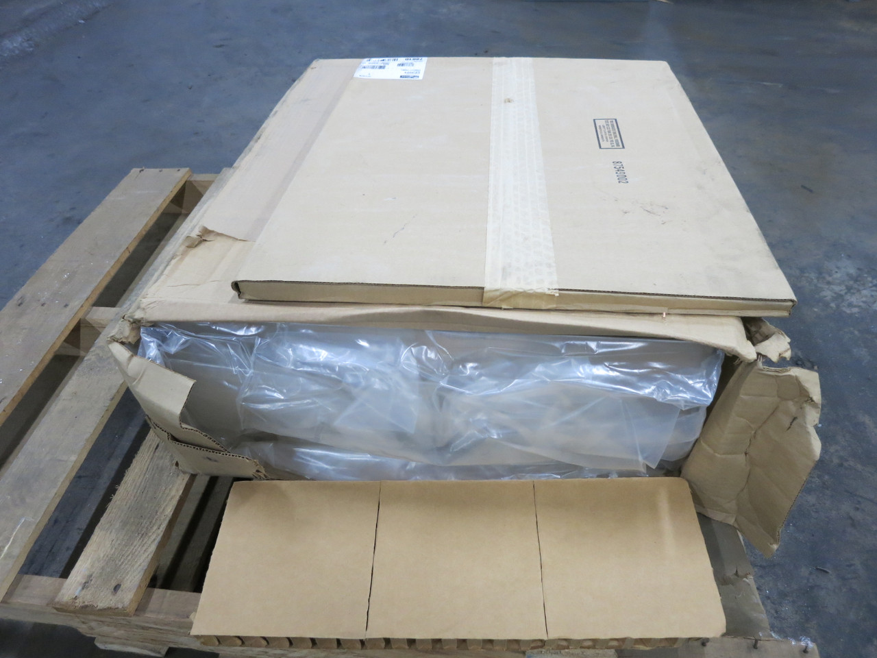 NEW Hoffman CSD30248SS Industrial Control Panel Enclosure Stainless w CP3024 3R (DW7428-1)