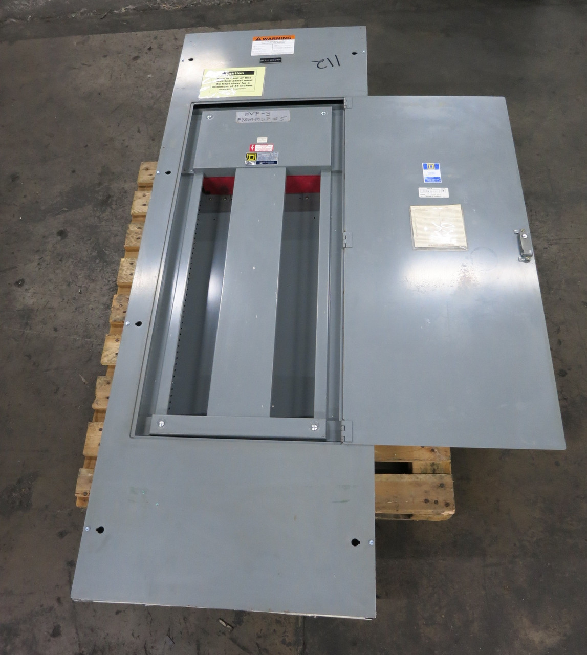 Square D HCN 400A 480V I-Line Breaker Panel Board 3PH 3W 400 Amp Main Lug MLO (DW7436-1)