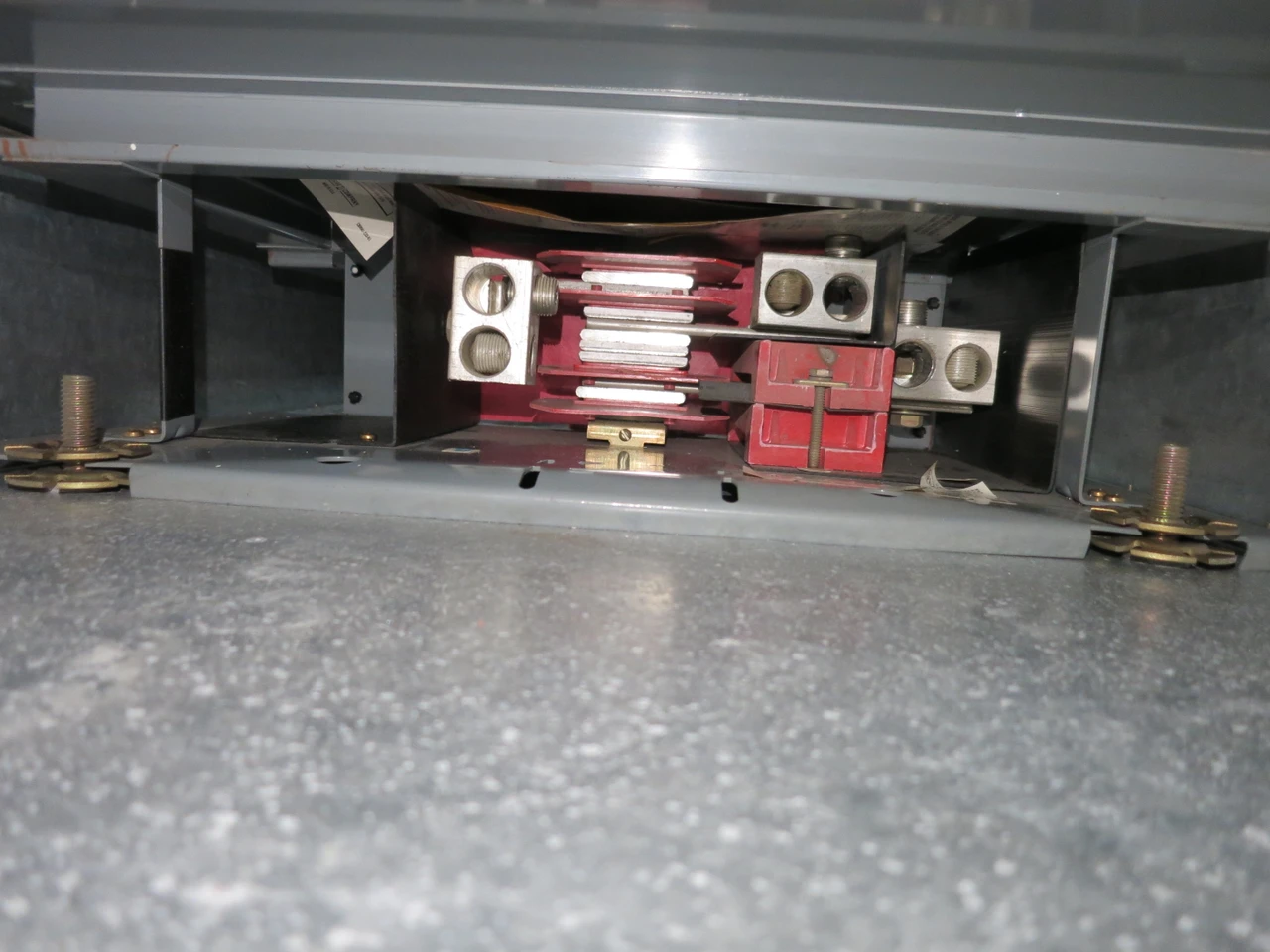 Square D HCN 400A 480V I-Line Breaker Panel Board 3PH 3W 400 Amp Main Lug MLO (DW7436-1)