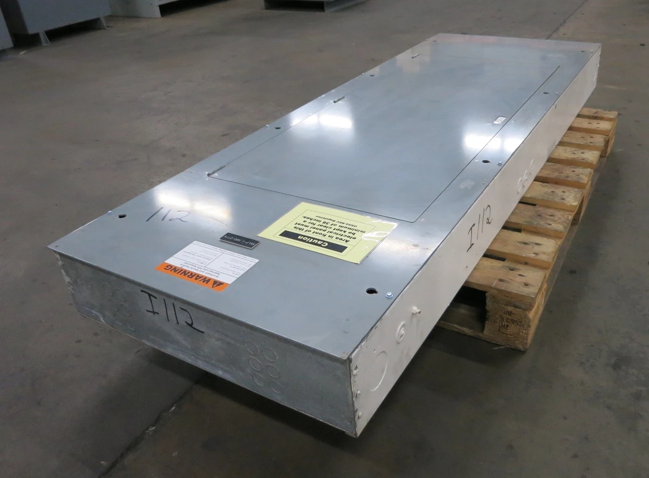 Square D HCN 400A 480V I-Line Breaker Panel Board 3PH 3W 400 Amp Main Lug MLO (DW7436-1)