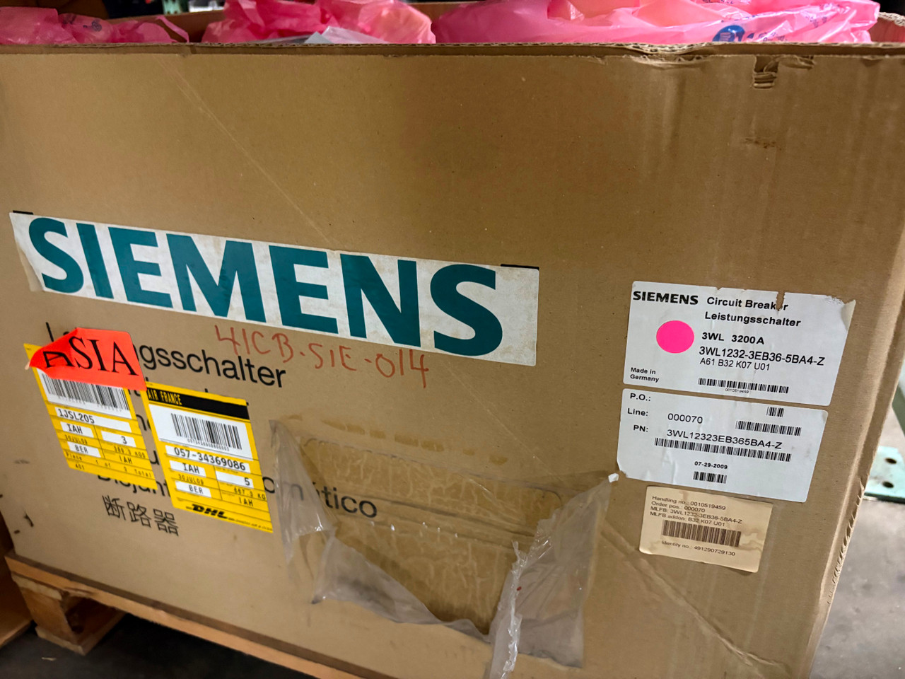 NEW Siemens WLII3200S 3200A CubicleBus LSI Circuit Breaker 3200 Amp 3WL1232 NIB (EM5571-1)