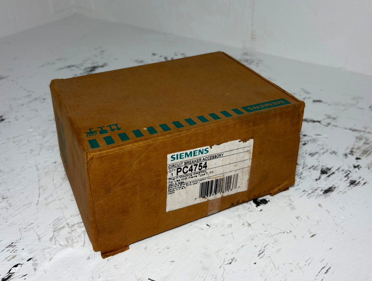 NEW Siemens PC4754 Circuit Breaker Adapter for 2P F6 FD6 HFD6 Breakers 250A NIB (EM5575-8)