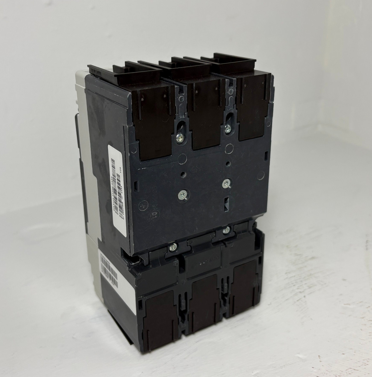 NEW Siemens VL250 250A Circuit Breaker 3P 600V 3VL3725-3AP36-0AA0-Z 250 Amp NIB (EM5577-6)