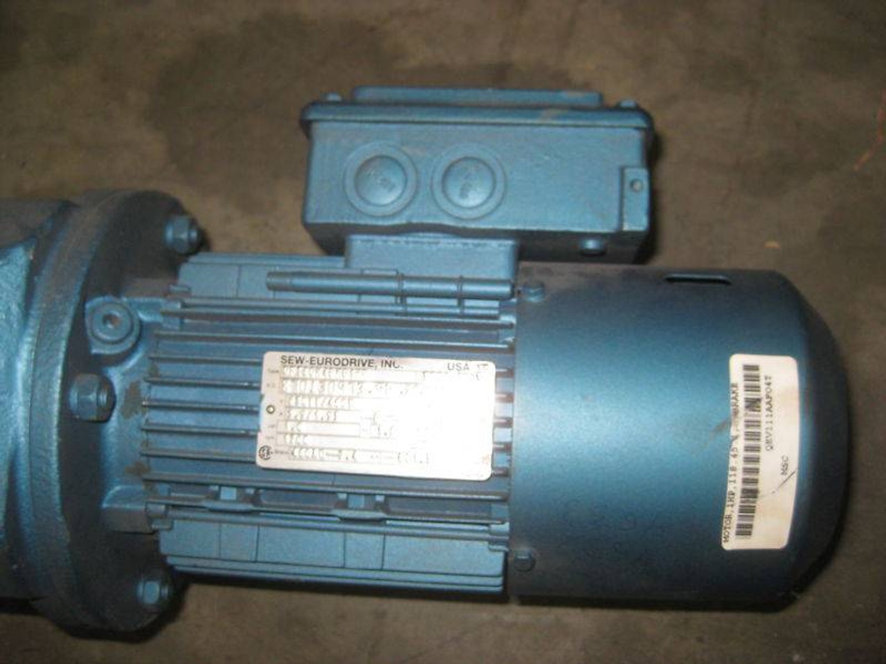 Sew Eurodrive K76DT8 1 HP Ratio:118.45 Gear Reducer NEW (EBI3630-1)