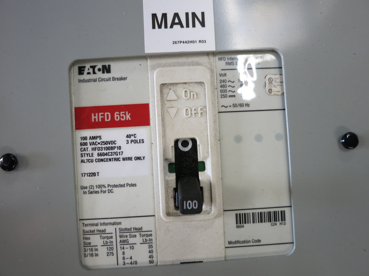 Eaton PRL-2a 100A 360/210V Main Breaker Panel Board 3PH 4W 100 Amp HFD3100BP10 (DW7453-3)
