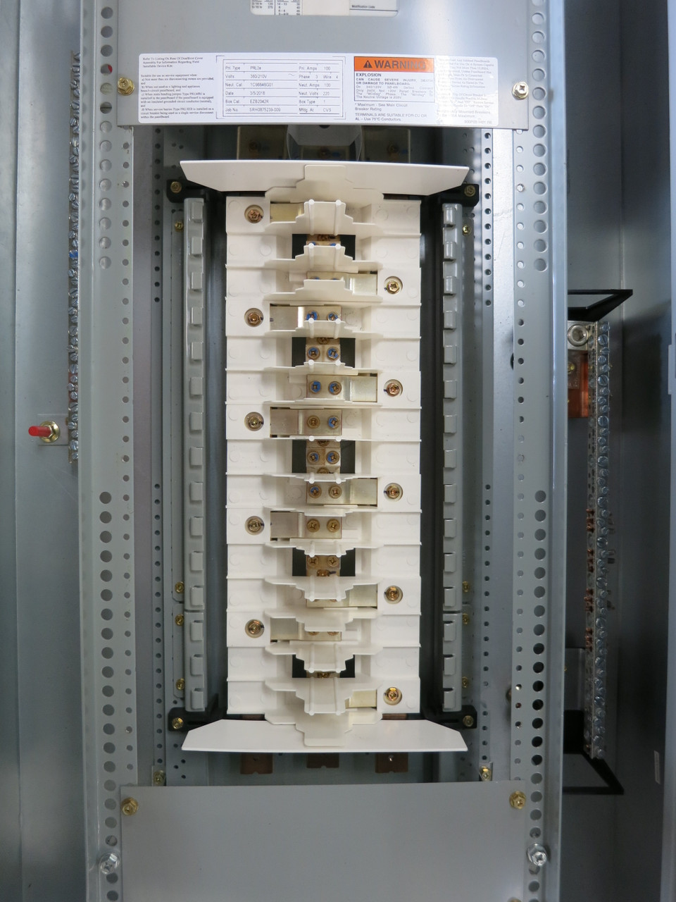 Eaton PRL-2a 100A 360/210V Main Breaker Panel Board 3PH 4W 100 Amp HFD3100BP10 (DW7453-3)