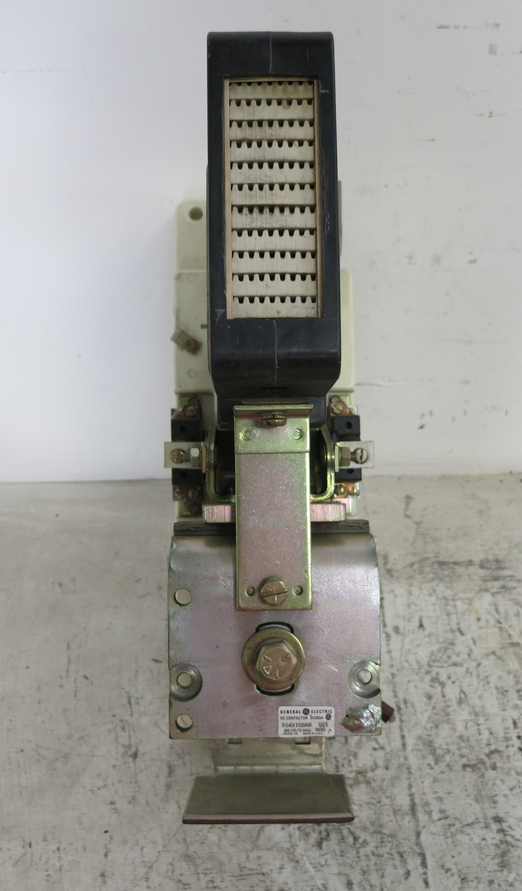GE DS303A104X106MAG01 900A DC Contactor 600V 120V Coil 22D75G3A DS303A 900 Amp (DW7454-1)