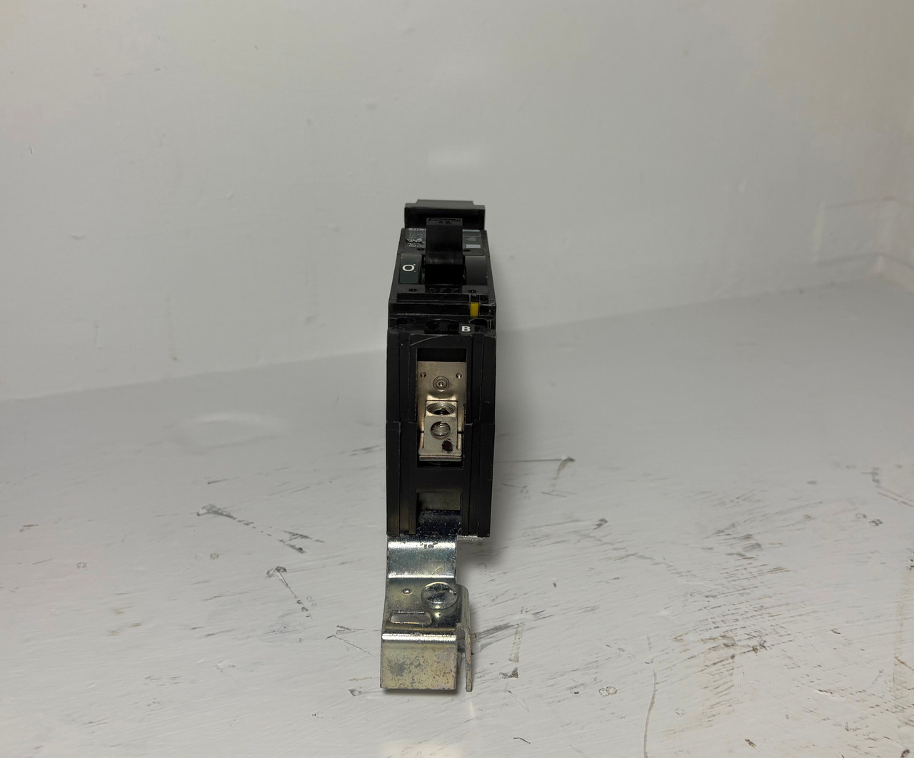 Square-D I-Line FH16015B 15A Circuit Breaker Green Label 277V FA 1 Pole 15 Amp (EM5584-46)
