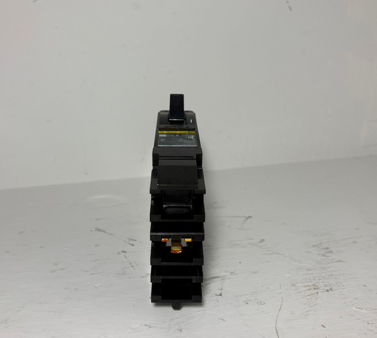 Square-D I-Line FH16015B 15A Circuit Breaker Green Label 277V FA 1 Pole 15 Amp (EM5584-46)