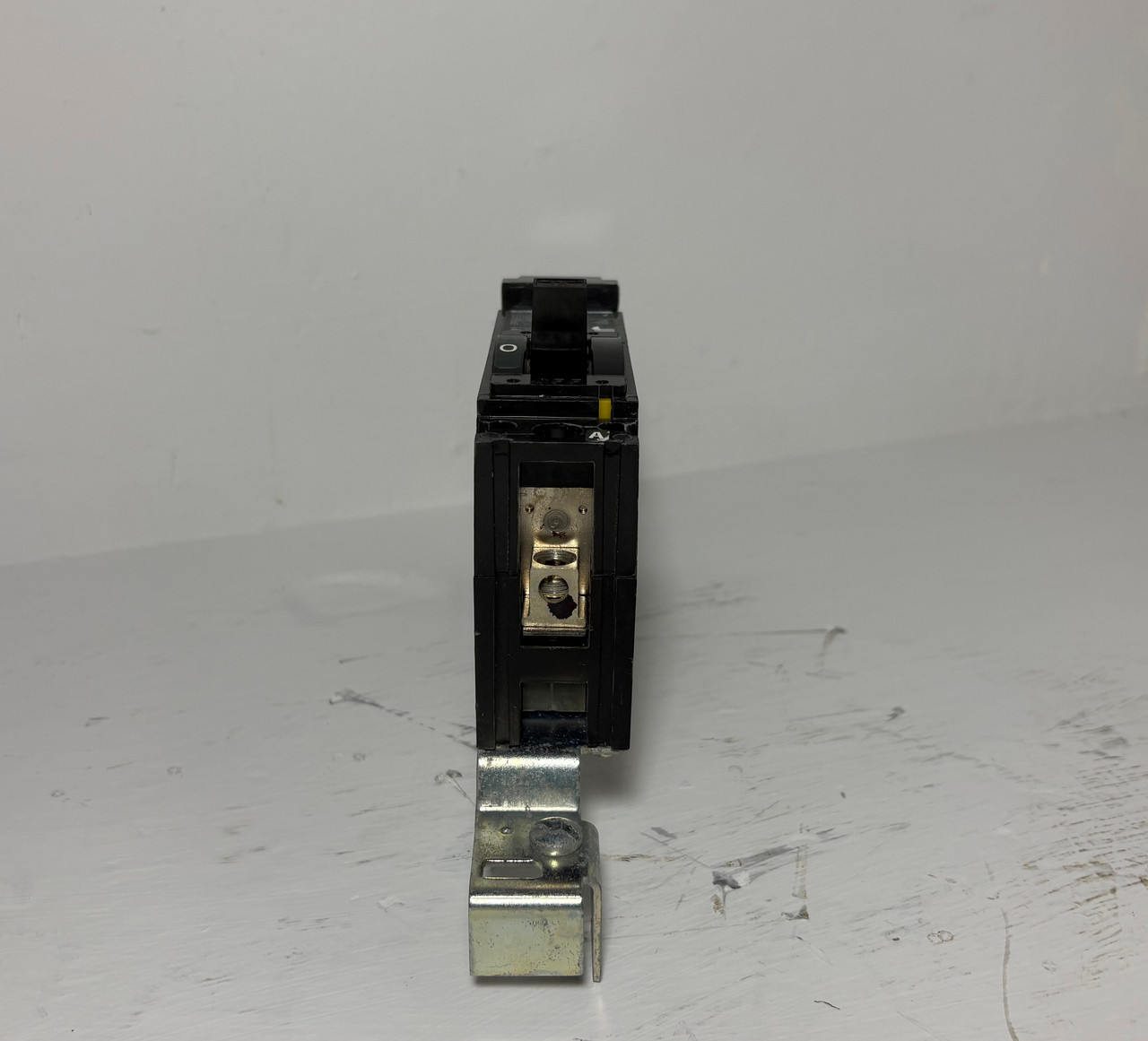 Square-D I-Line FH16015A 15A Circuit Breaker Green Label 277V FA 1 Pole 15 Amp (EM5583-59)