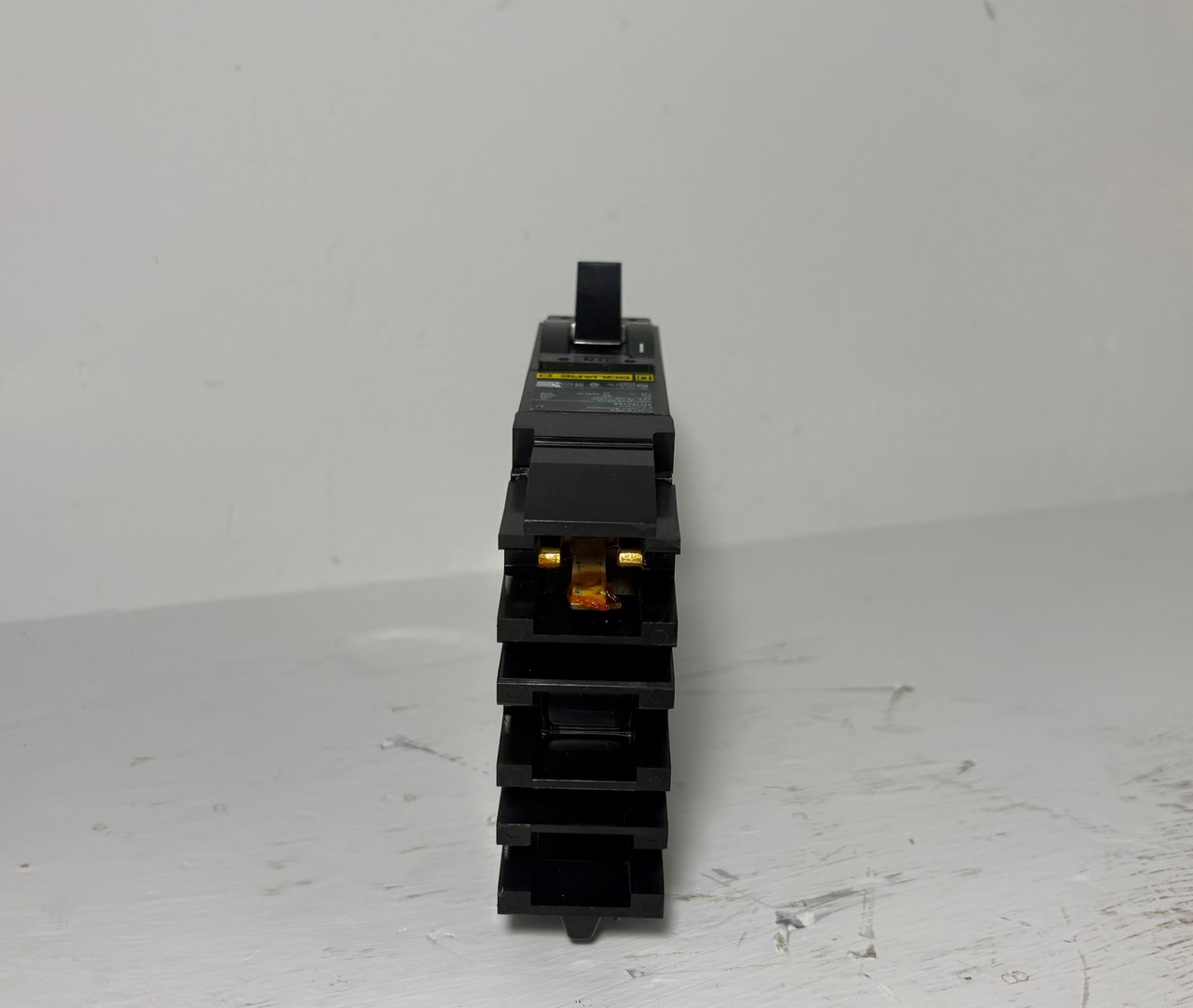 Square-D I-Line FH16015A 15A Circuit Breaker Green Label 277V FA 1 Pole 15 Amp (EM5583-59)