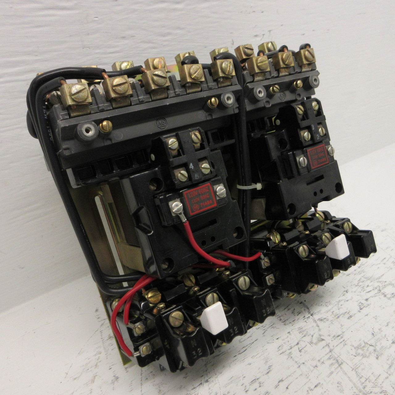 Allen Bradley 715X-BOD13 2 Speed Starter Size 1 120V Coils 27A 7.5HP 715X-B0D13 (AH0651-1)