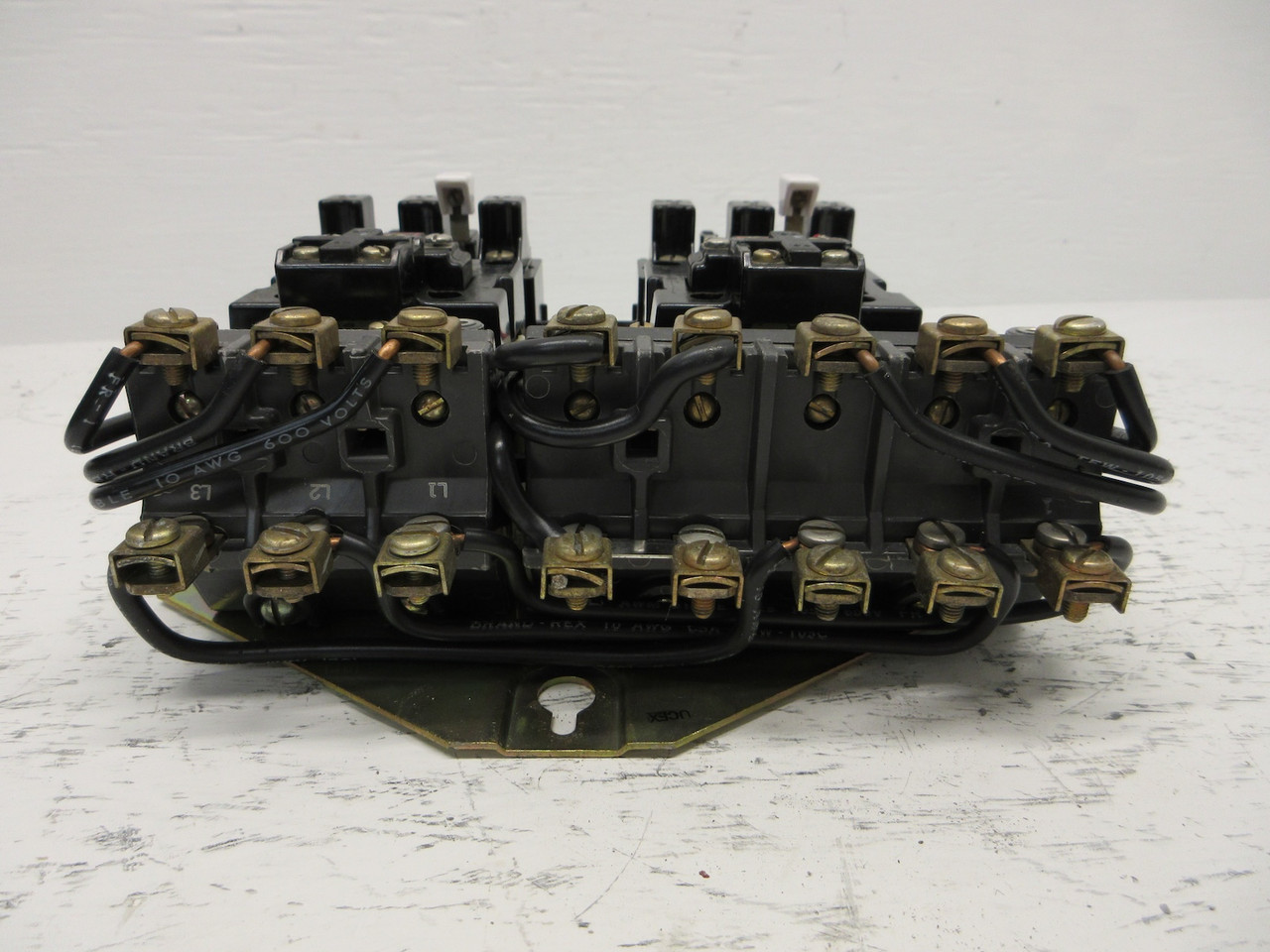 Allen Bradley 715X-BOD13 2 Speed Starter Size 1 120V Coils 27A 7.5HP 715X-B0D13 (AH0651-1)