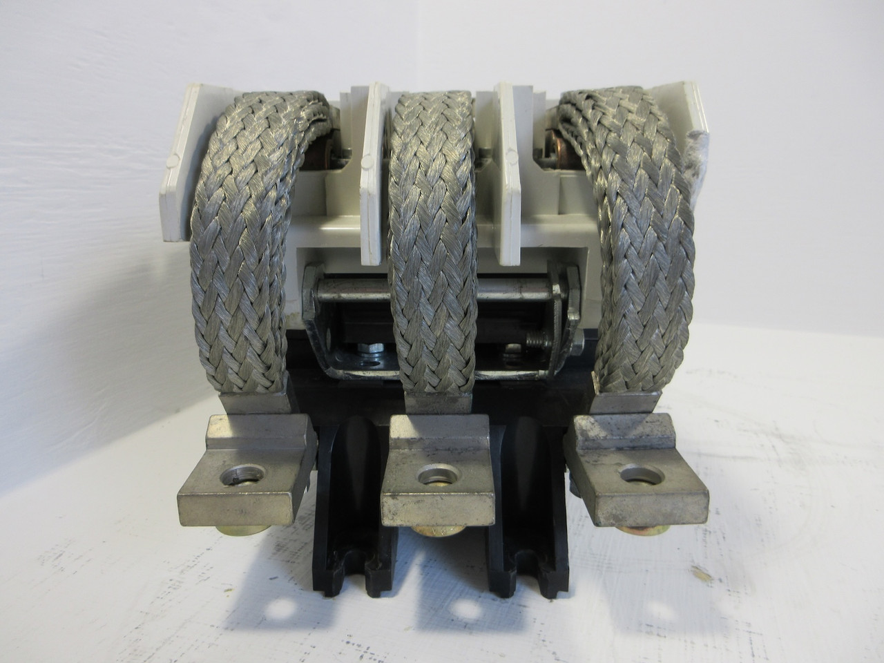 Westinghouse A201K6CAZ1 Size 6 Contactor 540/600 Amps 3PH 600V Model J (CHIPPED) (AH0656-1)