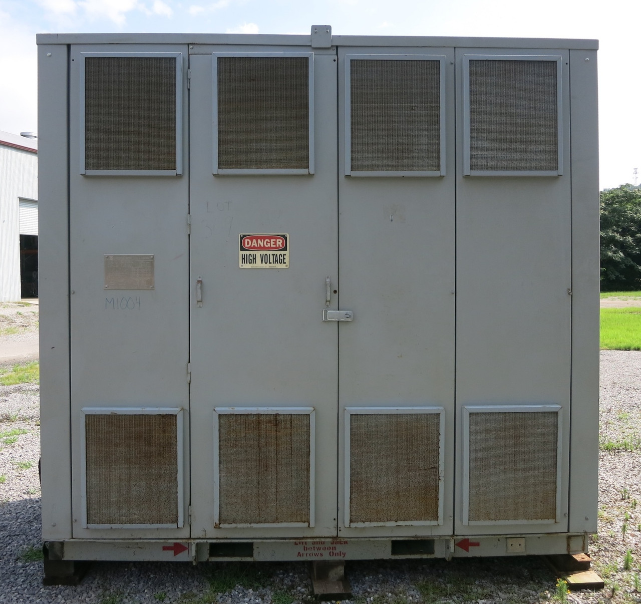 GE 2000/2667 kVA 13800 Delta - 4160Y/2402 V 3PH Dry Type Transformer 13800V 4160 (DW7472-1)