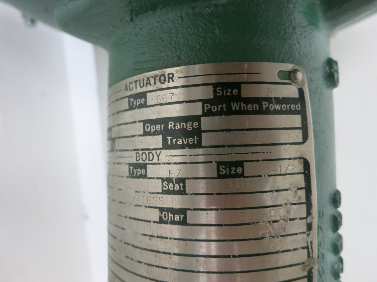 Fisher Controls 667 Actuator Size 34 Body Type EZ Valve Size 1.5 416SS (DW7479-1)