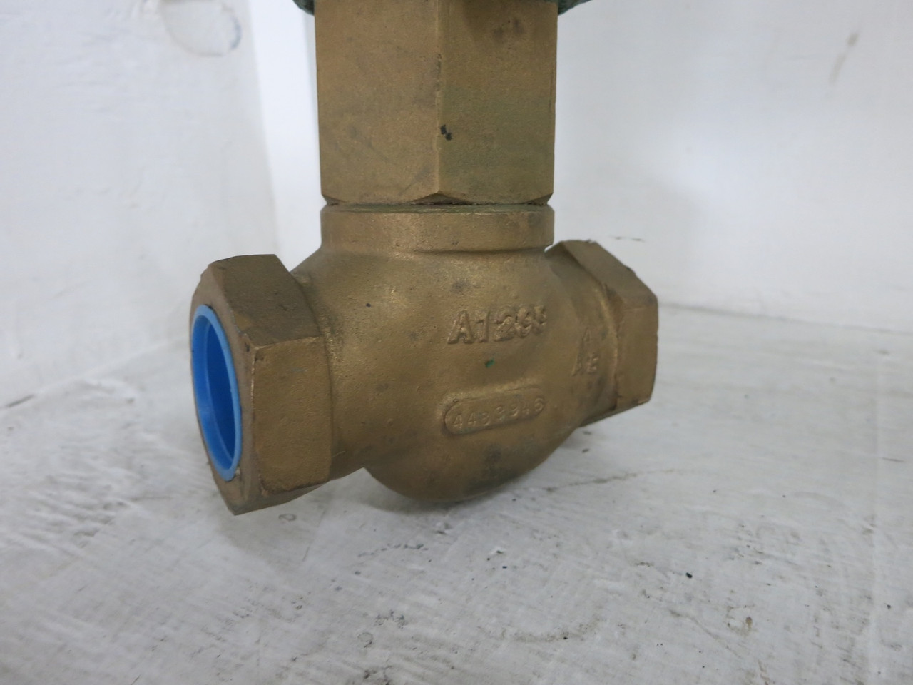 Fisher Controls 667GS Actuator Size 30 Body Type EZ Valve Size 1.25 316SS (DW7480-1)