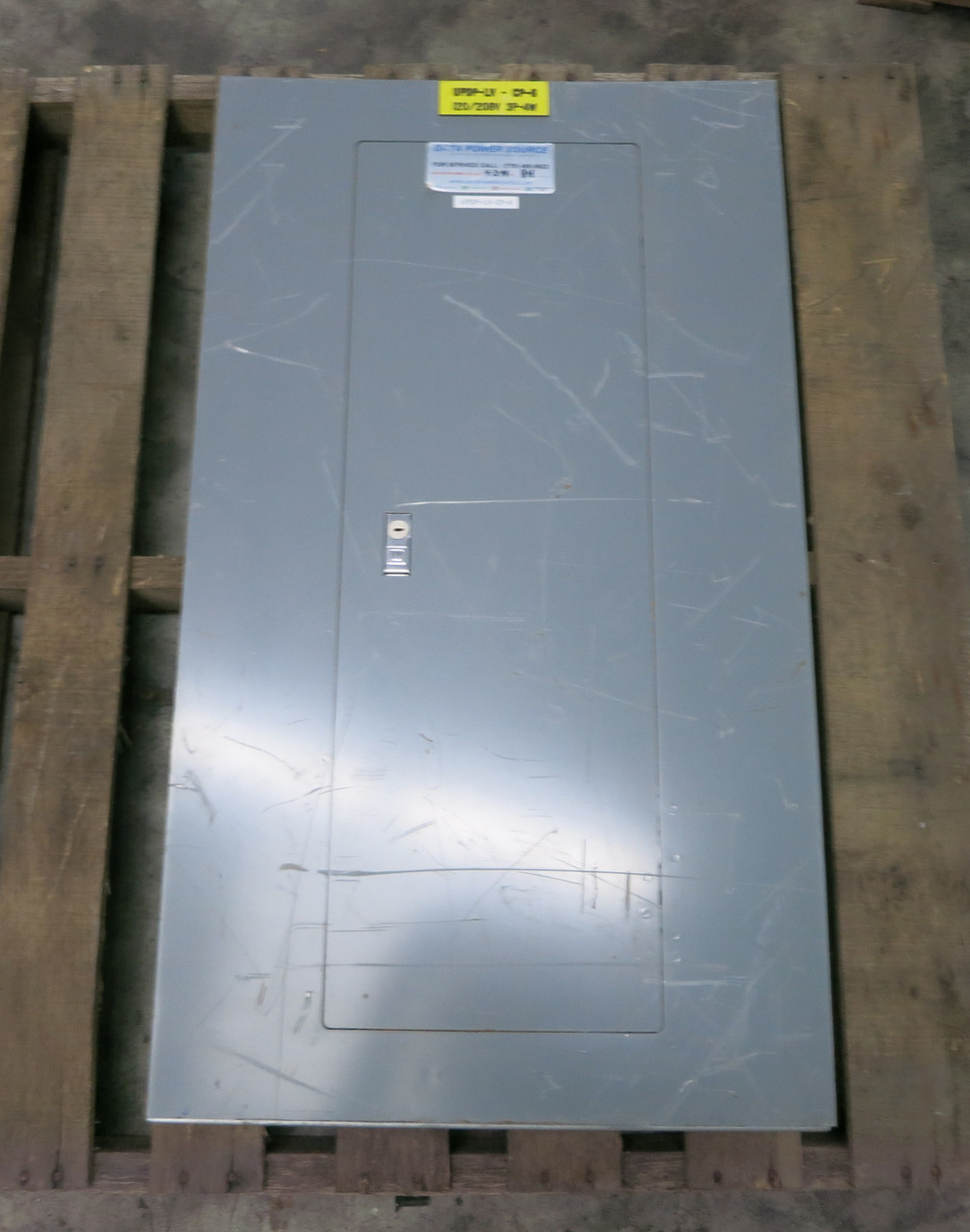 Square D 225A NQOD442L225 Breaker Panel Board MLO Main Lug 240V 3PH 4W 225 Amp (AH0207-1)