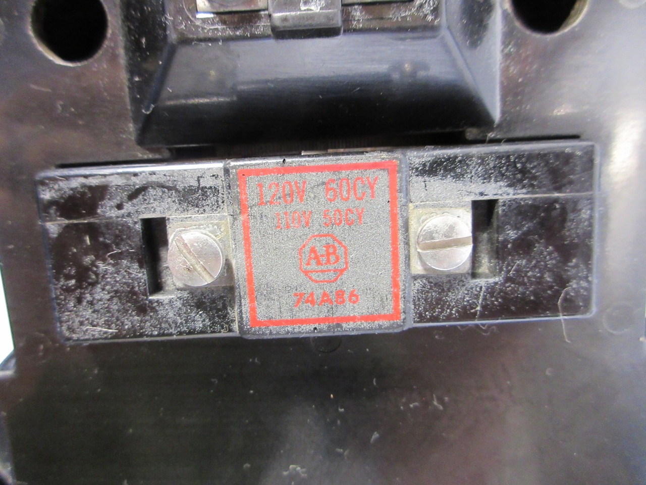 Allen Bradley 715X-EOD12 2 Speed Starter Size 4 120V Coil 100HP Ser K 715X-E0D12 (AH0660-1)