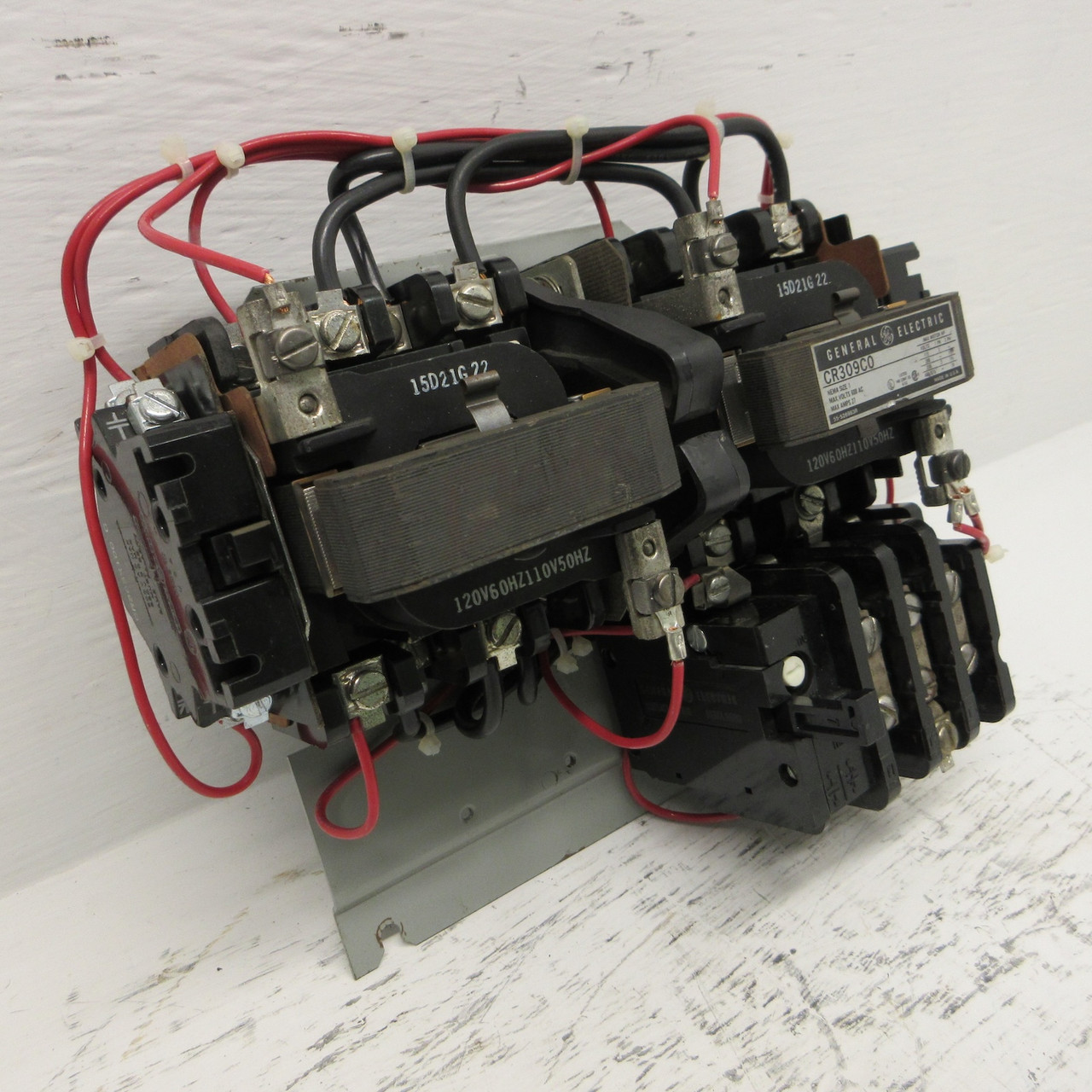 GE CR309C0 NEMA Size 1 Reversing Starter 27A 600V 120V Coil 27 Amp Sz1 CR309O AC (AH0668-1)