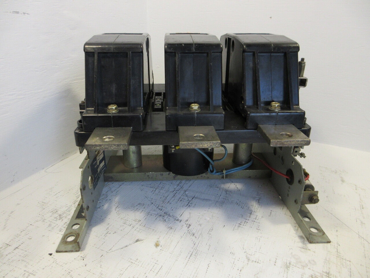 General Electric GE CR285J022AA1E Size 7 Motor Contactor 600HP 600V 3PH 3P 900A (AH0669-1)