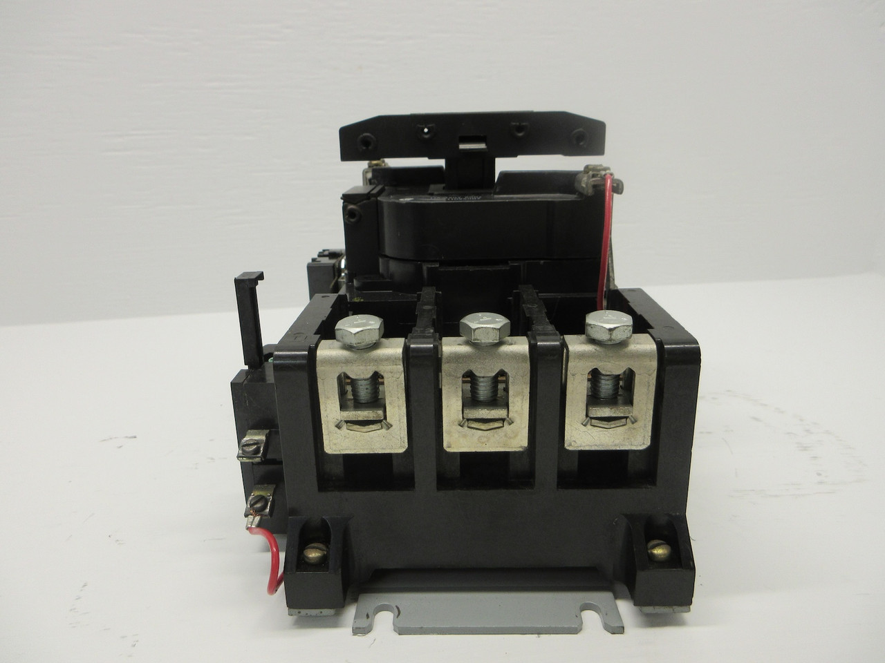 GE CR105E0 Size 3 Motor Starter 600VAC 90A 120V Coil 50HP CR105EO 600V 90 Amp 3P (AH0676-1)