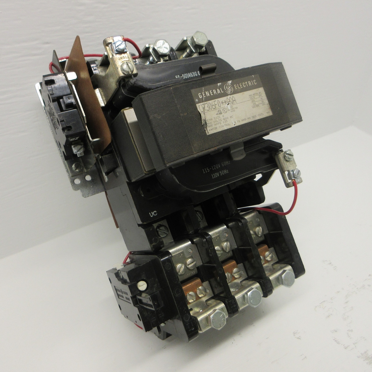 Image of GE CR306F0**AQA Size 4 Motor Starter 600VAC 135A 120V Coil 100HP CR306FO**AQA GE