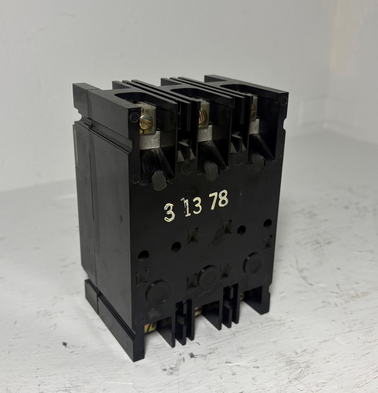 3rd Image of EM5614