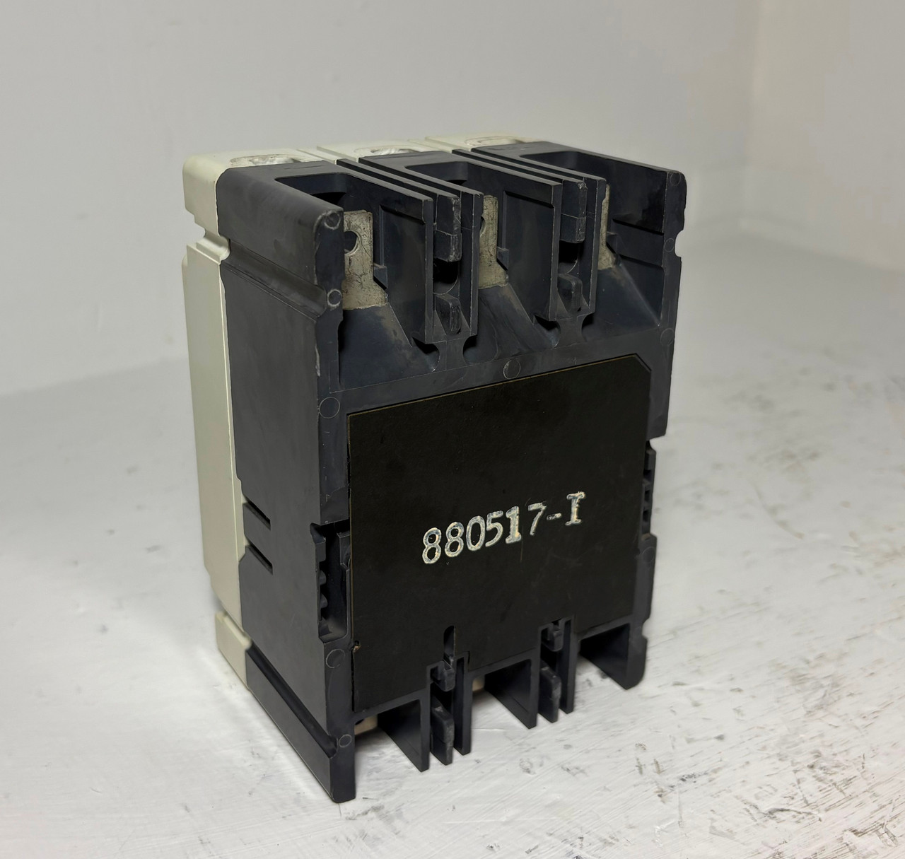 Westinghouse FD3015L 15A Series C Circuit Breaker Matte Blue FD3015 3P 15 Amp (EM5613-1)