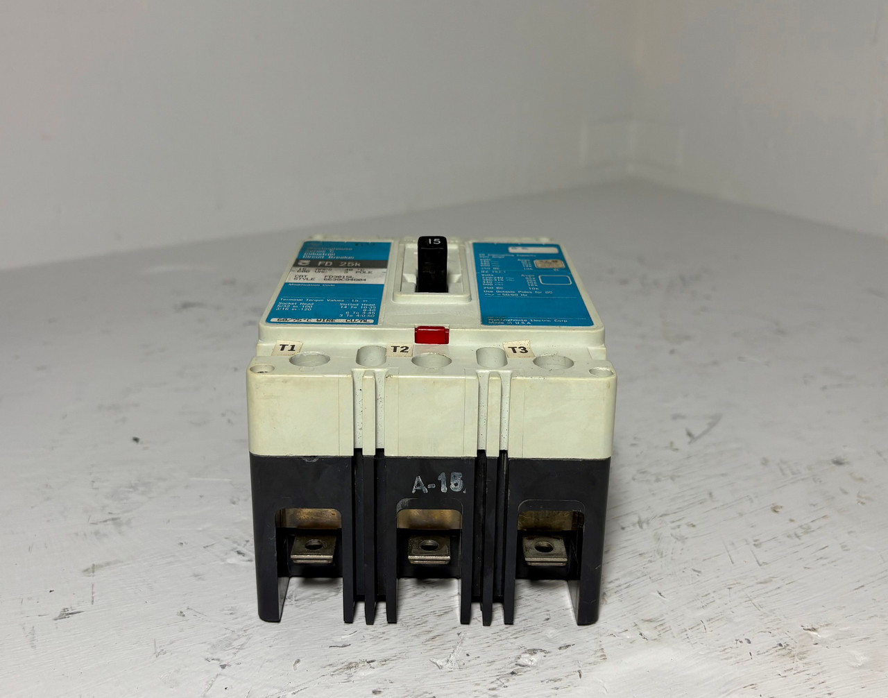 Westinghouse FD3015L 15A Series C Circuit Breaker Matte Blue FD3015 3P 15 Amp (EM5613-1)