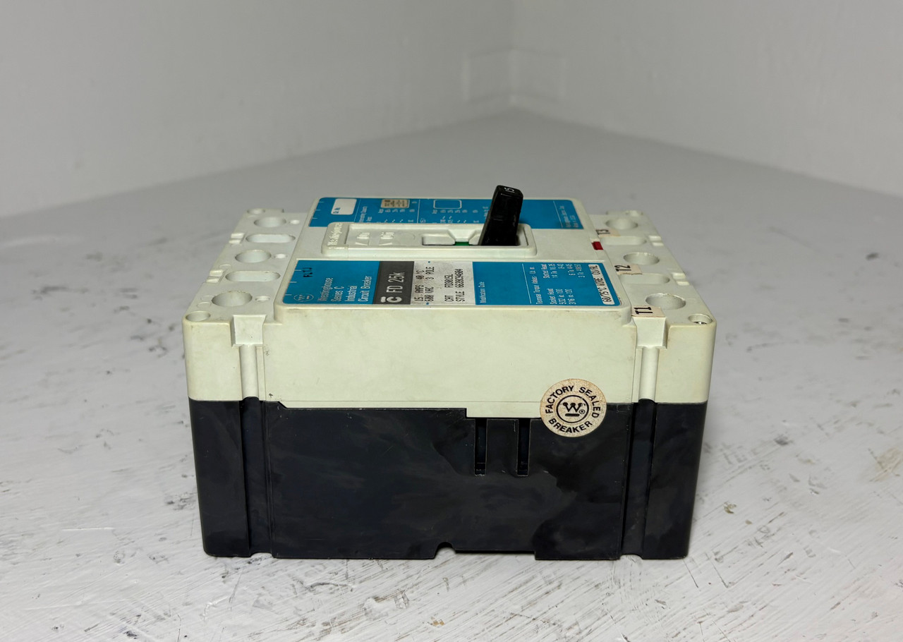Westinghouse FD3015L 15A Series C Circuit Breaker Matte Blue FD3015 3P 15 Amp (EM5613-1)