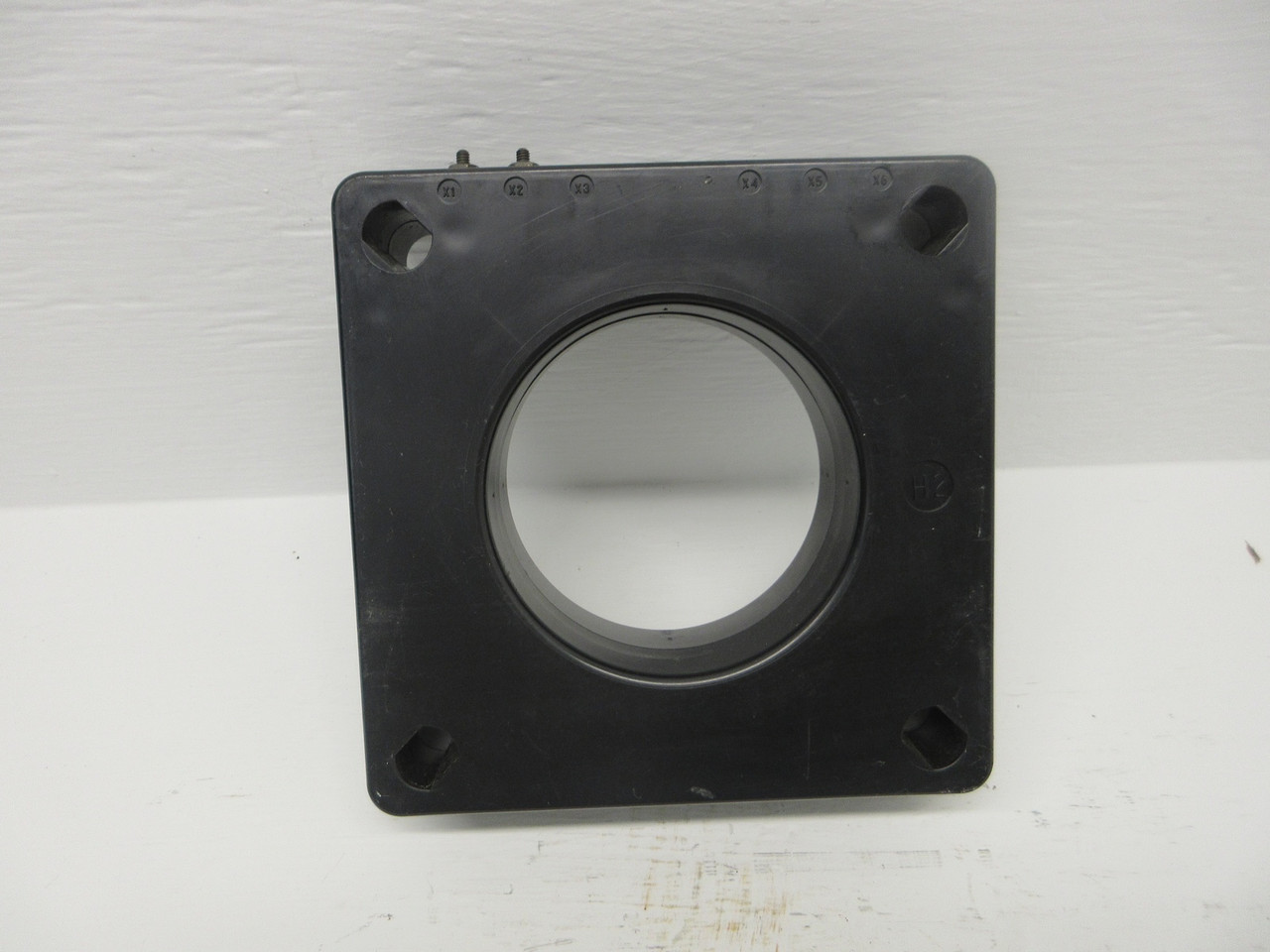 Instrument Transformers Inc ITI 100-152 1500:5 A Current Transformer CT 50-400Hz (AH0690-3)