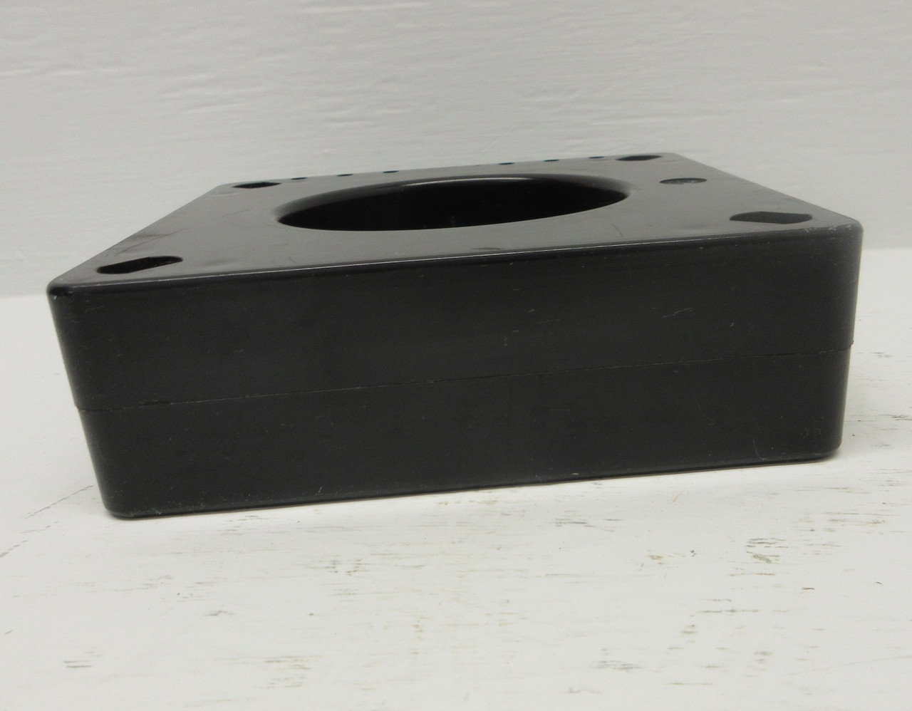 Instrument Transformers Inc ITI 100-152 1500:5 A Current Transformer CT 50-400Hz (AH0690-3)