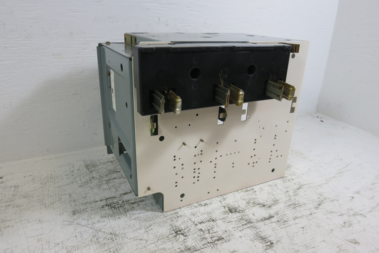 Allen Bradley 2100 Centerline 40A Breaker Feeder 12" MCC Bucket 40 Amp HFD3040L (BJ1039-1)