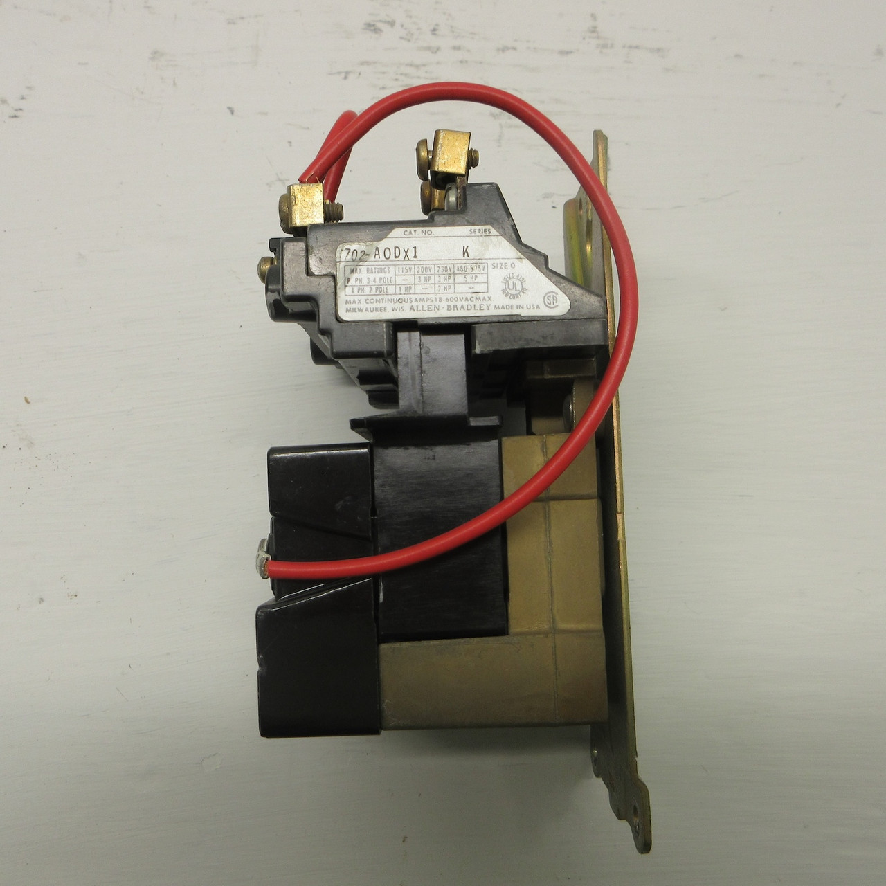 Allen Bradley 702-AODX1 NEMA Size 0 Contactor 18 Amp 600VAC 5HP 120V Coil 18A AB (AH0694-3)