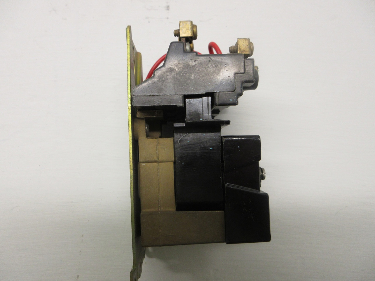 Allen Bradley 702-AODX1 NEMA Size 0 Contactor 18 Amp 600VAC 5HP 120V Coil 18A AB (AH0694-3)