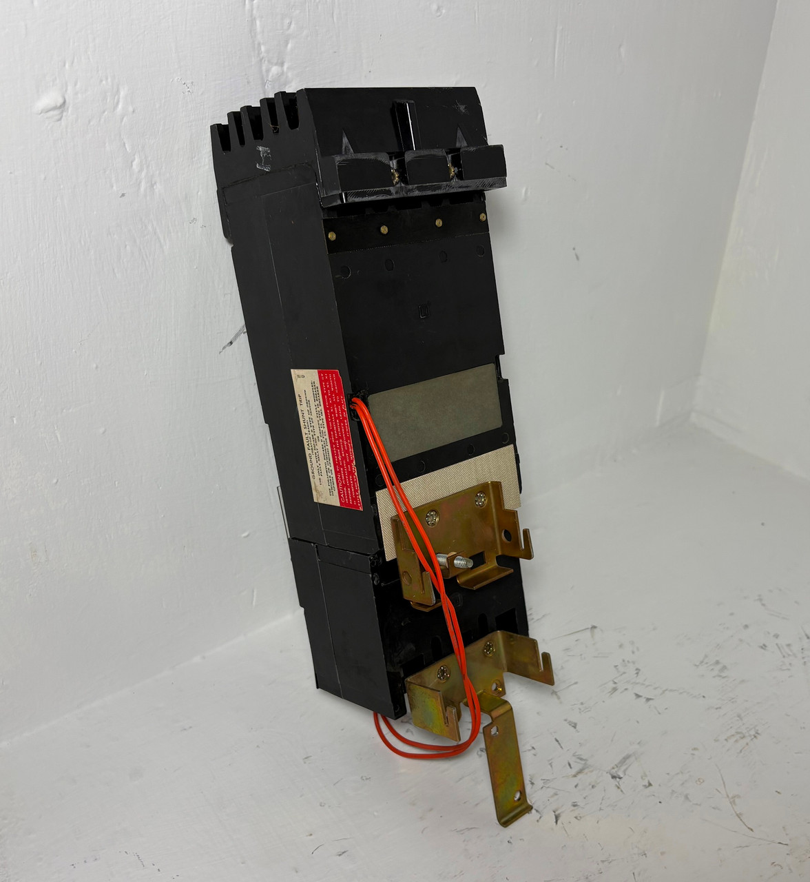 Square D I-Line IK36125G 125A Circuit Breaker 3P 125 Amp Ground Fault GFM250KKZ3 (EM5616-1)