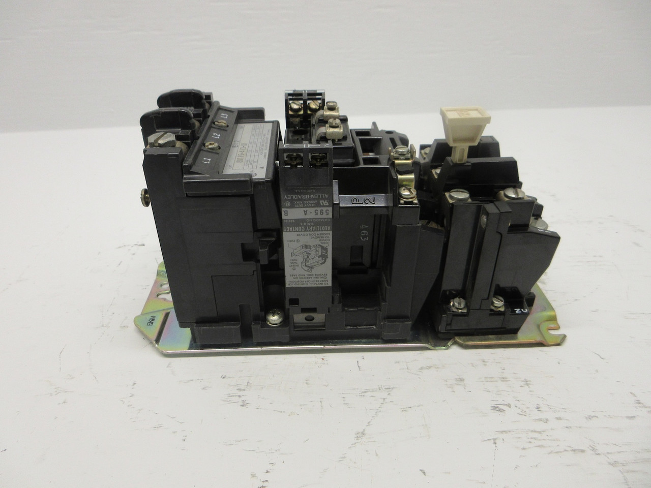 Allen Bradley 80115-413-01 Size 2 Motor Starter 120V Coil CC236 25HP 45A 600VAC (AH0697-1)