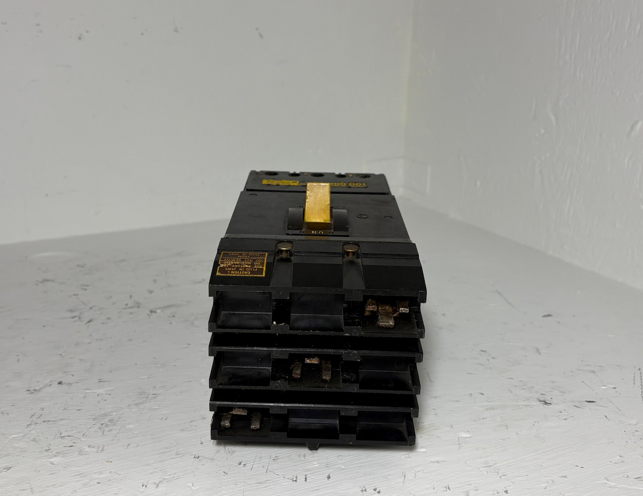 Square D I-Line IF34050 50A Circuit Breaker Type IF 3 Pole 100k @ 480 VAC 50 Amp (EM5622-1)